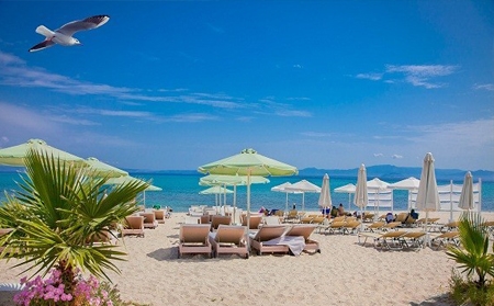 ПОЛИХРОНО - СТУДИЈА И АПАРТМАНИ